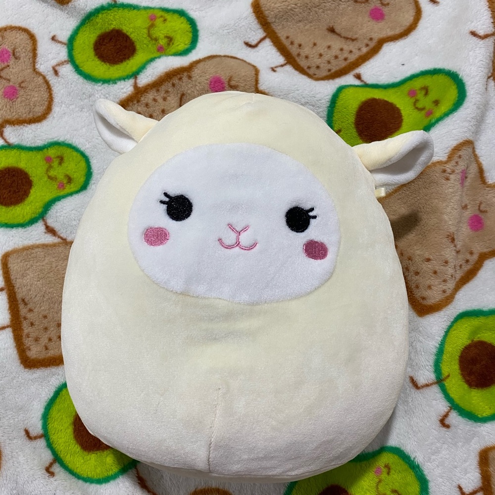 Lamb squish-mellow